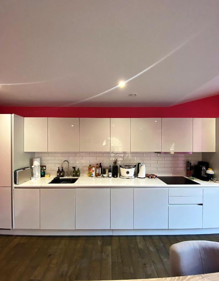 Apartamento Sublime Waterfront Retreat With Private Terrace Bristol Exterior foto